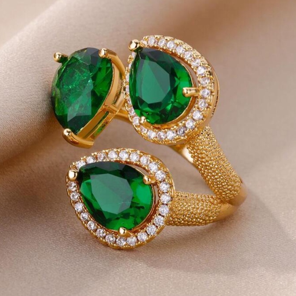 WINY RING - Picture 4 of 4